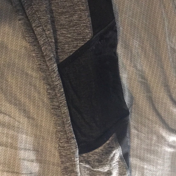 Active Leggings - Picture 3 of 3